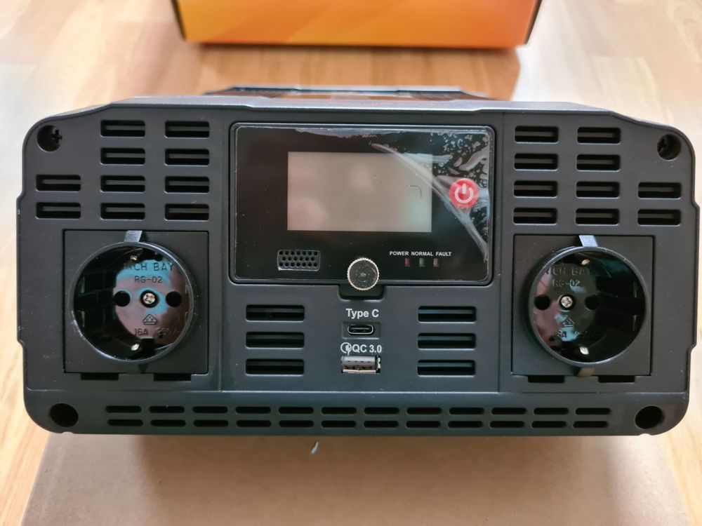 Інвертор, чиста синусоїда. Technaxx TE22 12 - 230 V Німеччиина 2-4 кВт