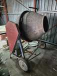 Betoniarka budowlana 200L
