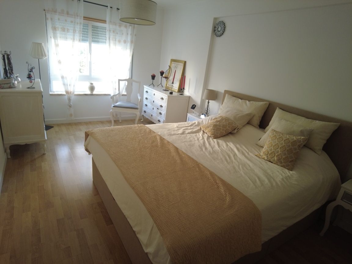 Apartamento T3 c/Garagem-Box e Arrecadação-Qta da Marialva - RESERVADO