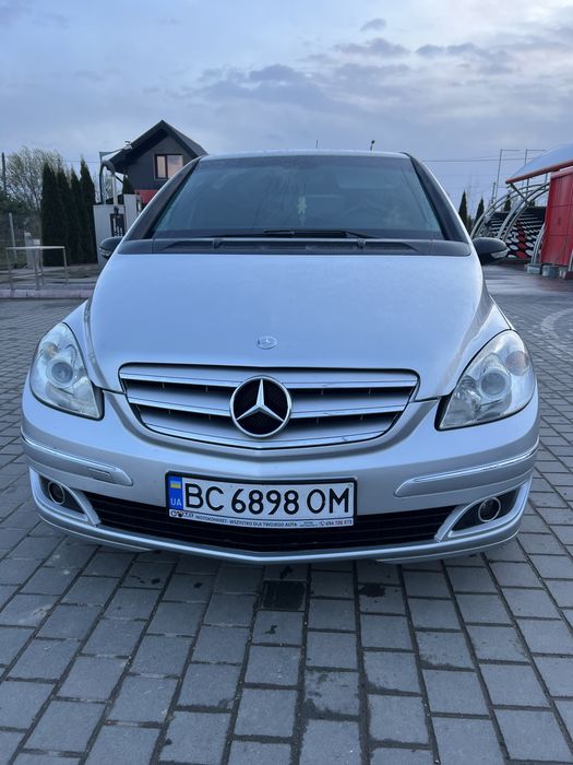 Мерседес В 180 у гарному стані!!!