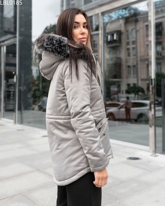 Женская зимняя куртка Staff spark gray.размер S.состояние хорошее