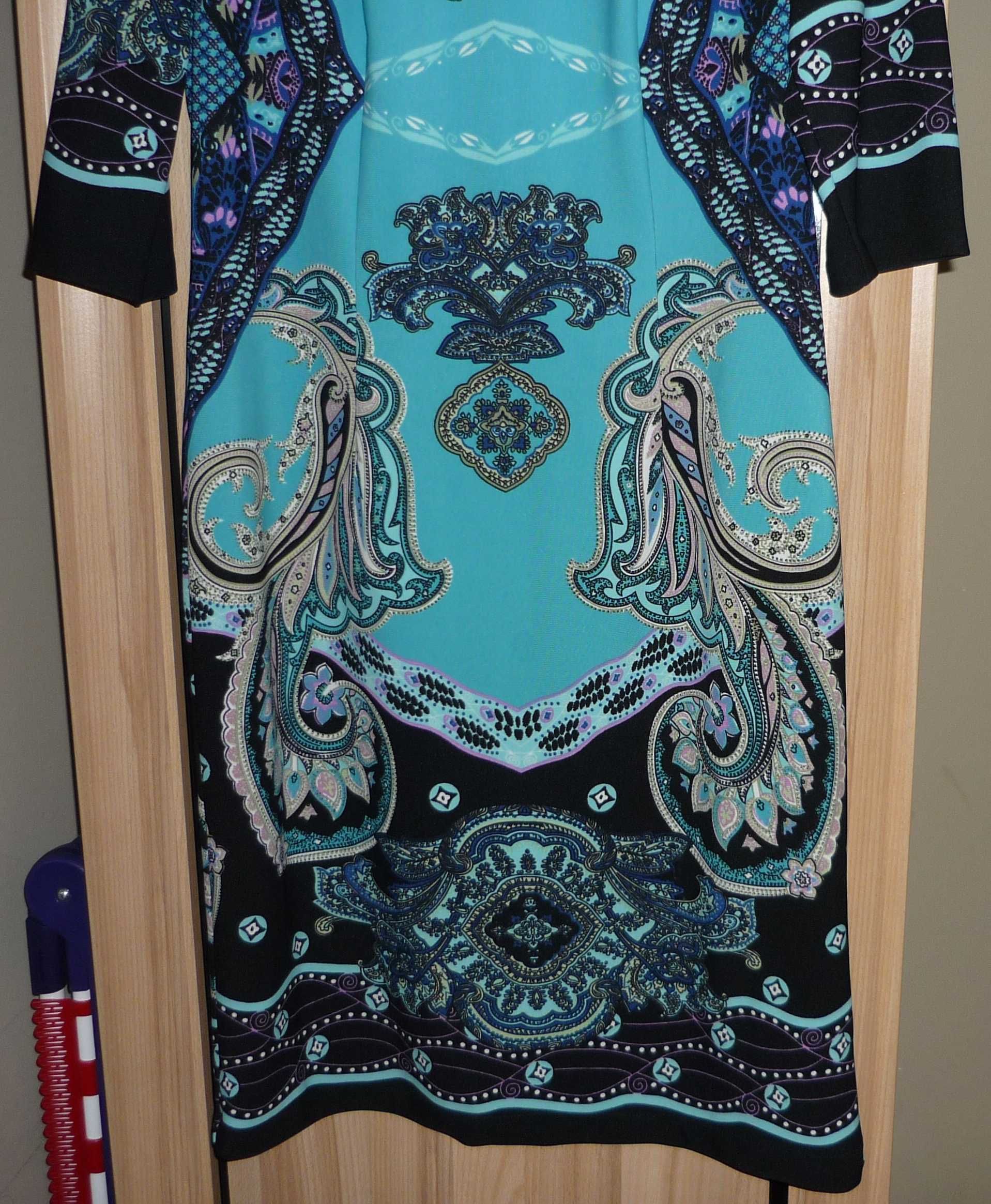 Piękna niebieska sukienka wzór Anmar Collection roz. L/XL + pasek