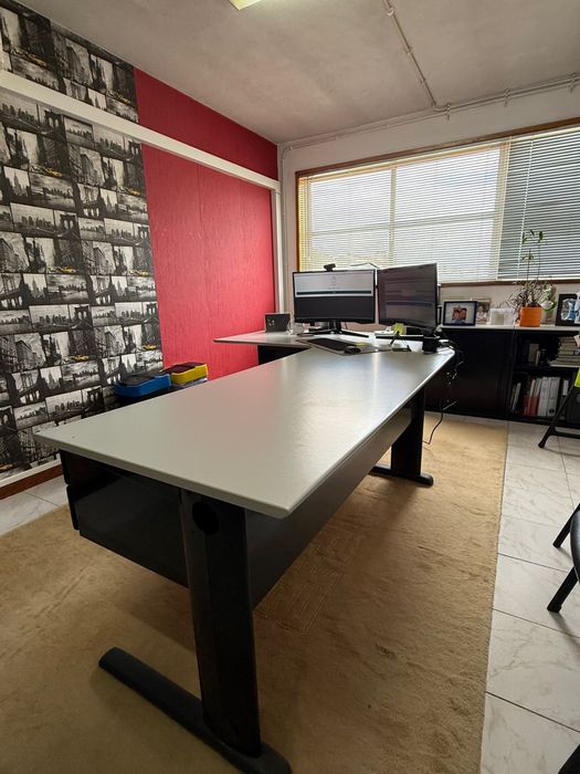 Secretaria em “L”