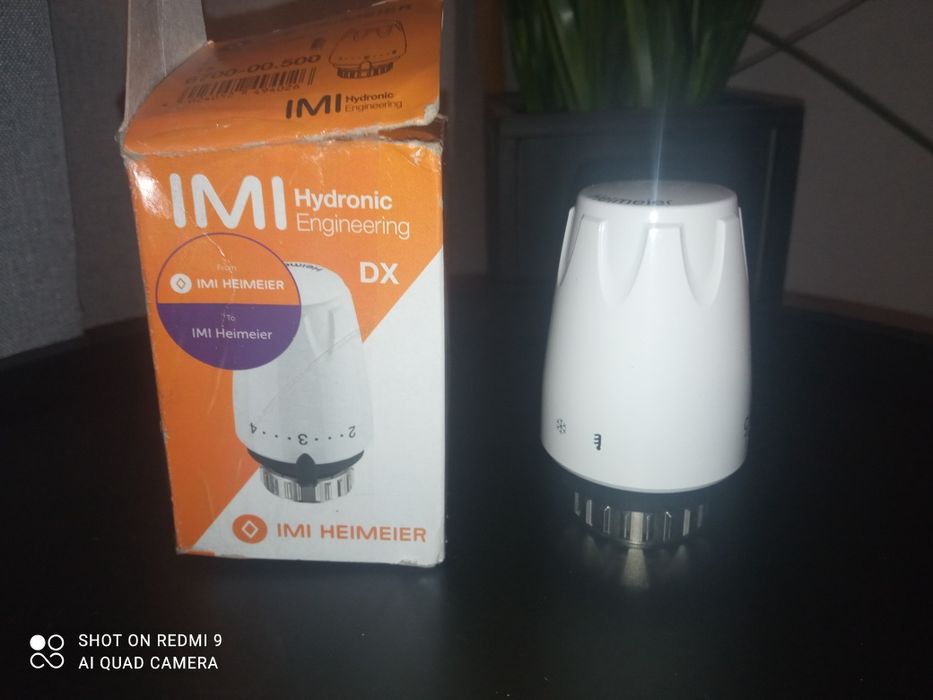 Heimeier 6700-00.500 Głowica termostatyczna DX z wbudowaną osłoną wagi