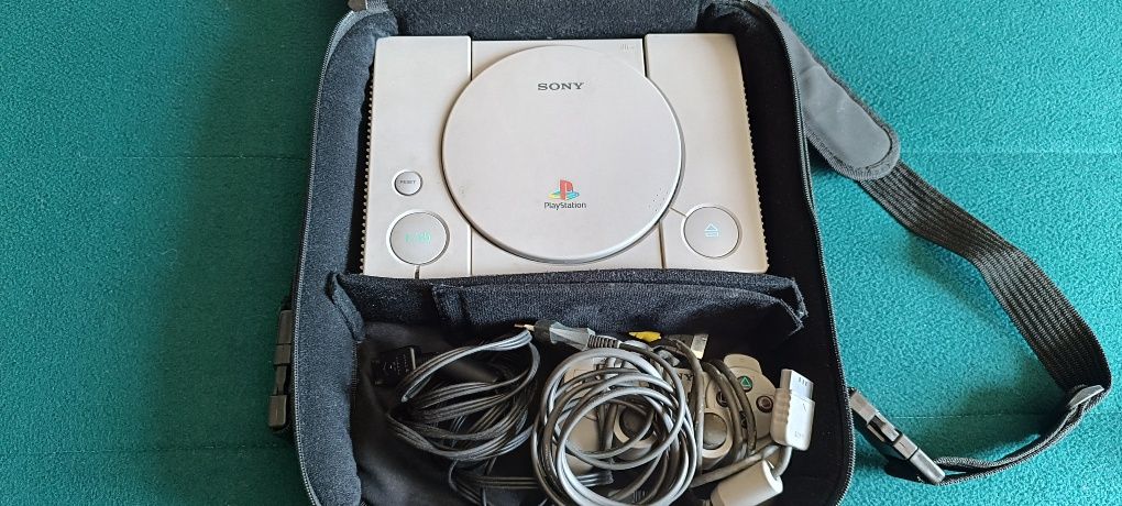 PlayStation 1  com vários extras