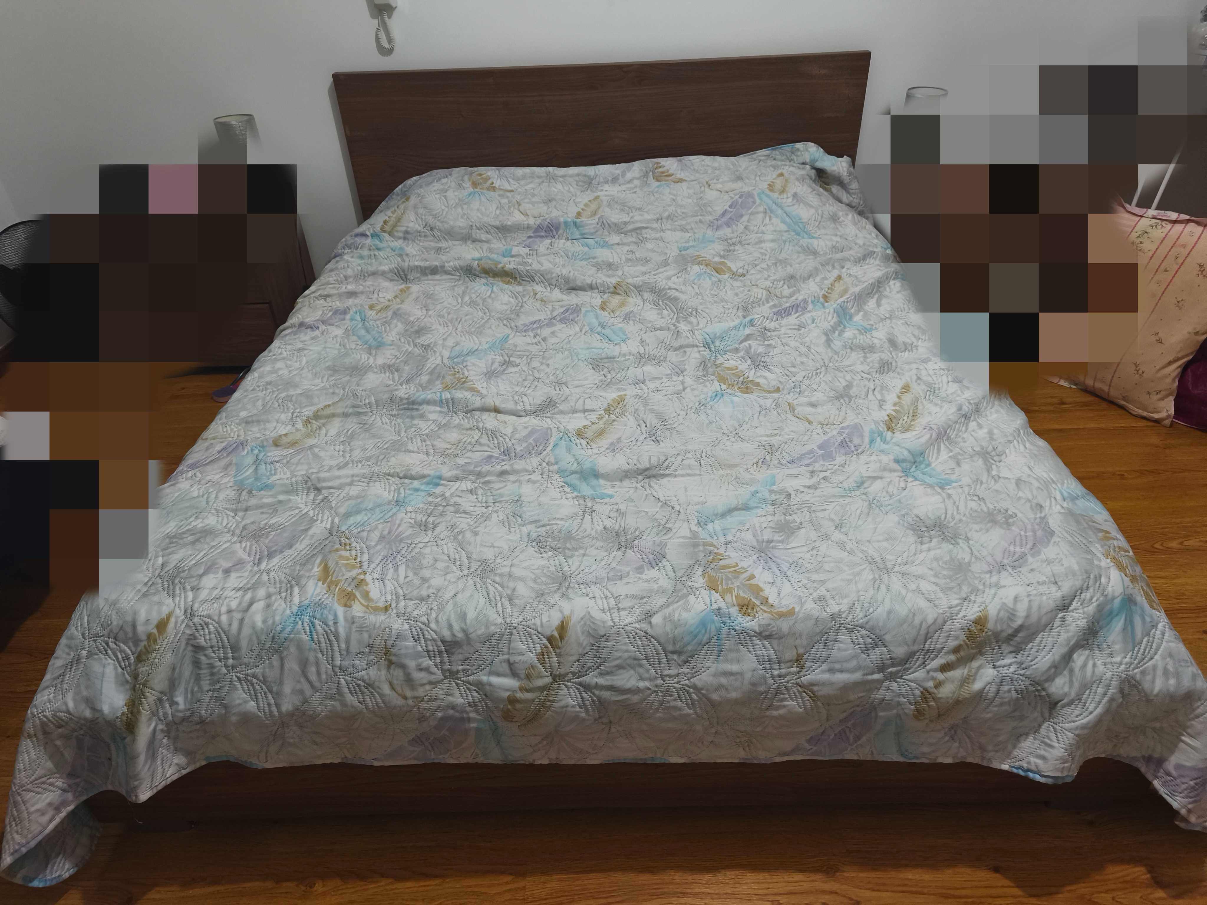 Cama com 2 cabeceiras