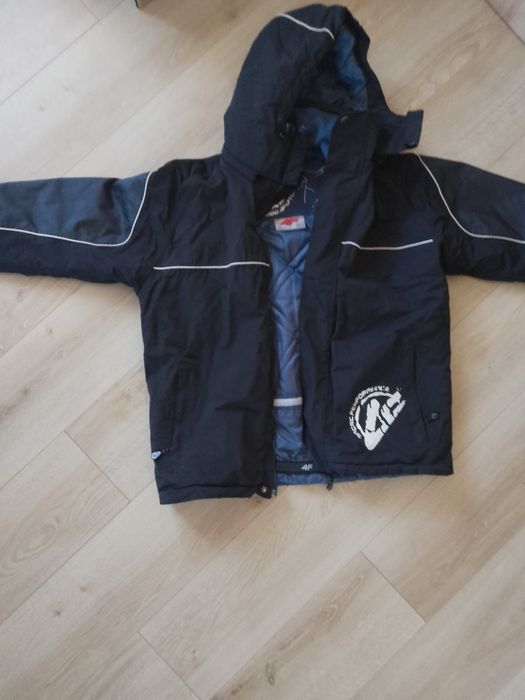 Niebiesko-czarma kurtka 4F