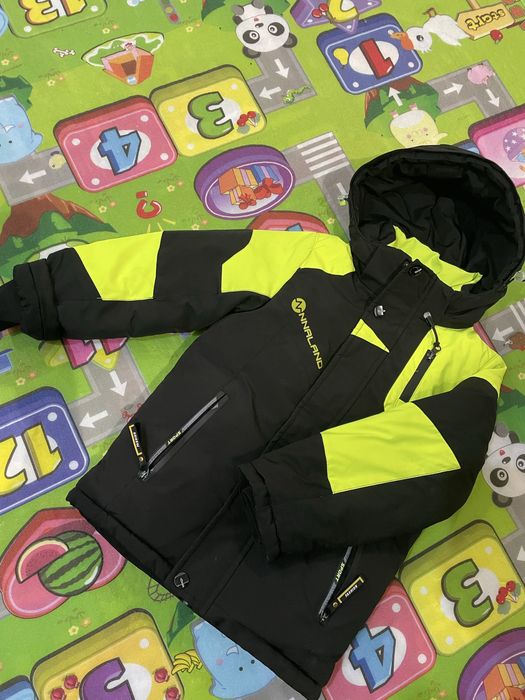 Куртка зима теплюща