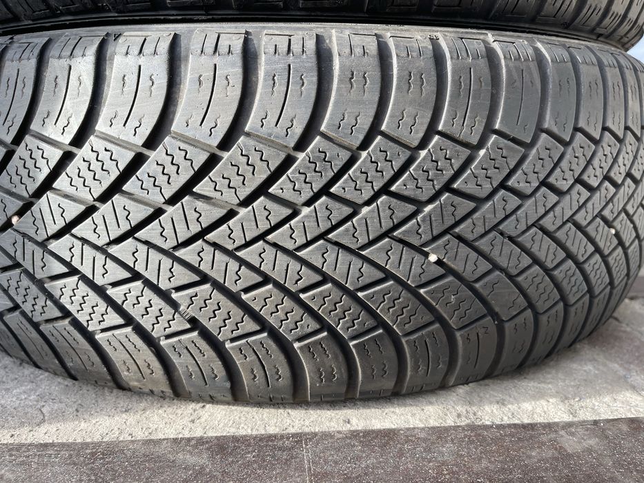 Шины 205/60 R16 Nexen б/у пара зима 6мм U6