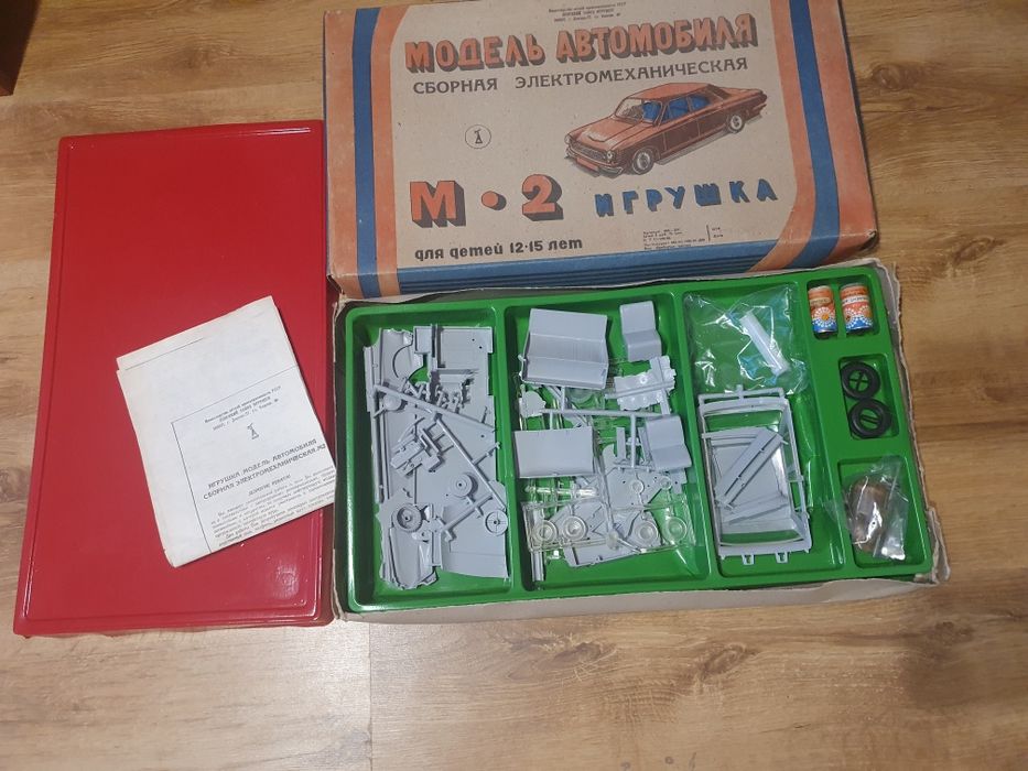 Игрушка СССР Конструктор СССР Модель автомобиля сборная НОВЫЙ