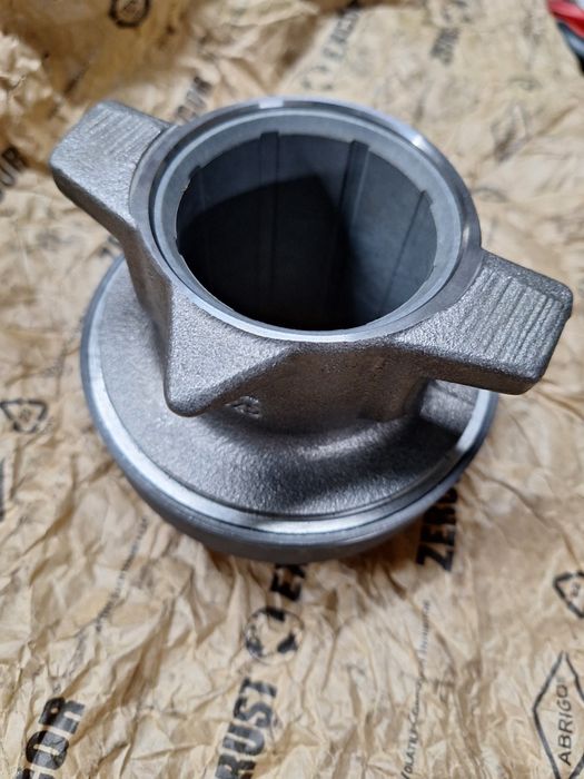 Продам выжимной подшипник для фуры МАН тгх