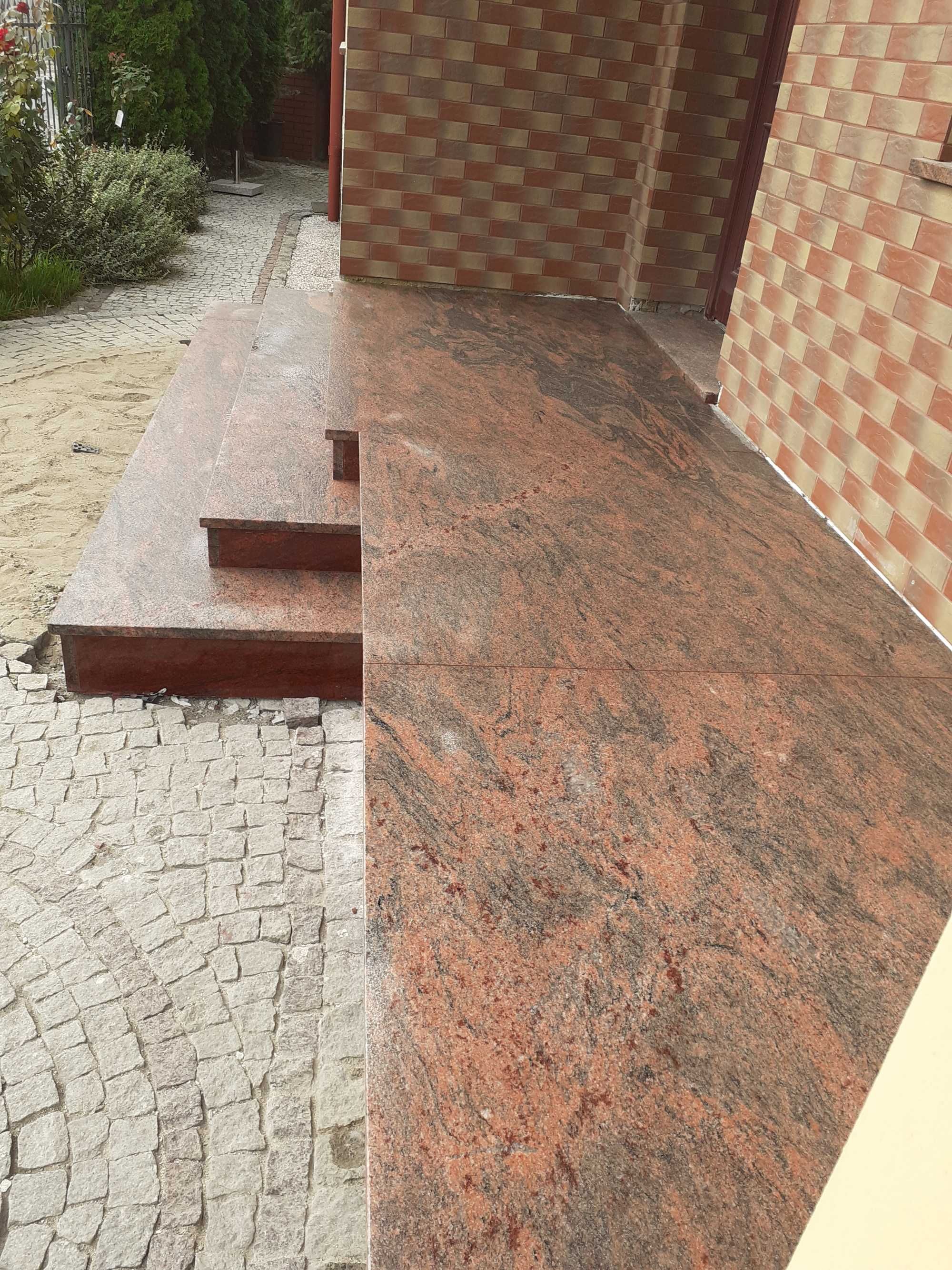 Parapety blaty schody marmur granit konglomerat