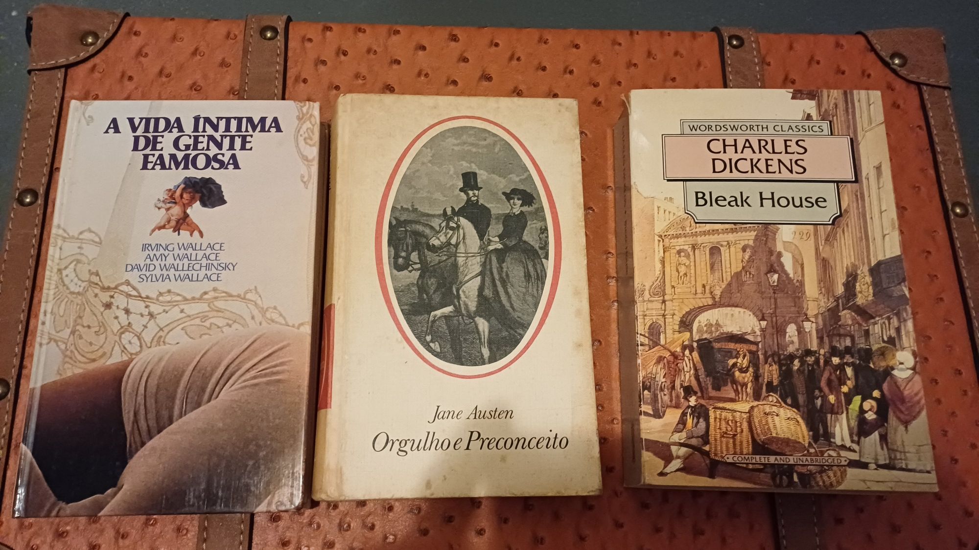 Varios livros 2€ cada
