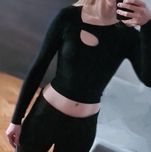 Nowy longsleeve, crop top Reserved XS/S