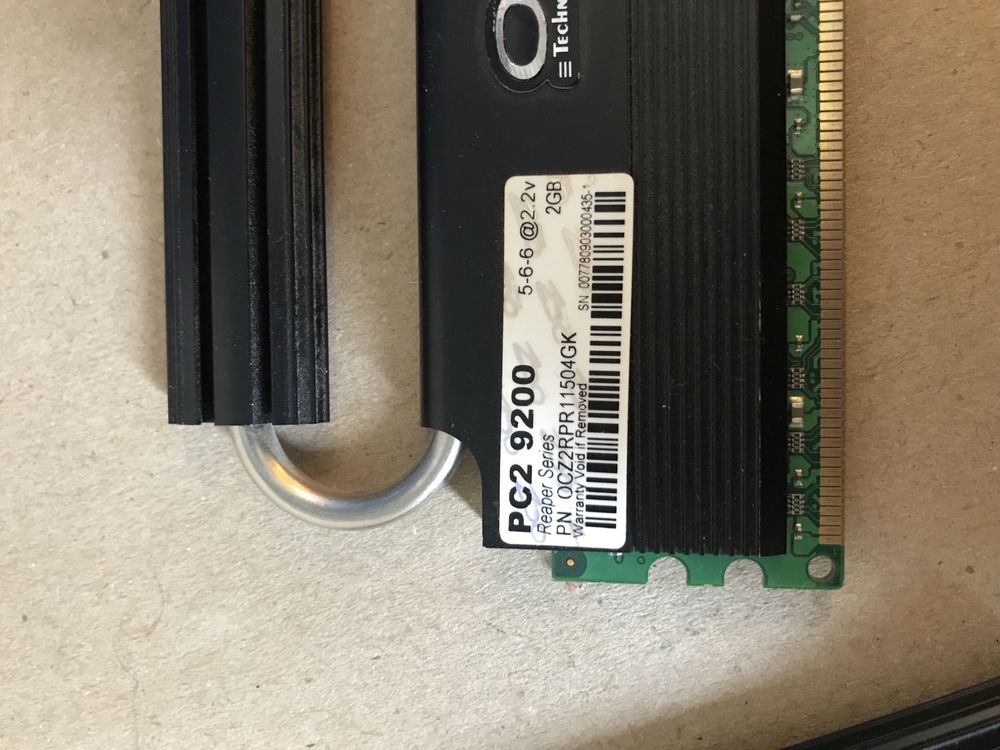 Оперативная память DDR2 2x2GB OCZ  PC2 9200 5-6-6 2.2v