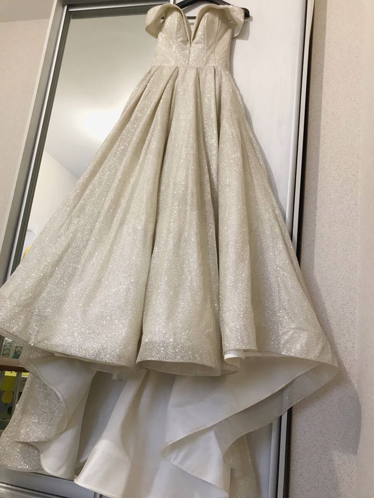 Продам свадебное платье под реставрацию