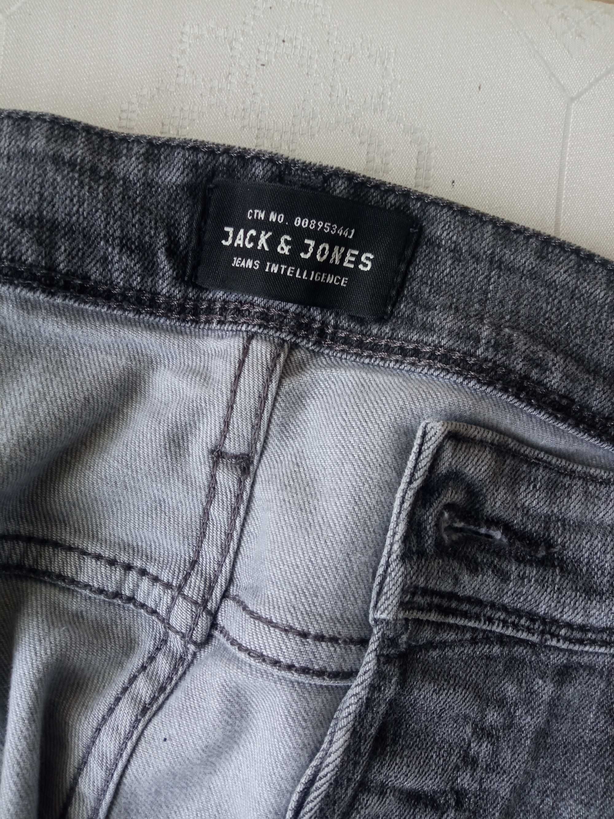 Jack & Jones męskie spodnie jeans r 34-32 pas 86-92cm