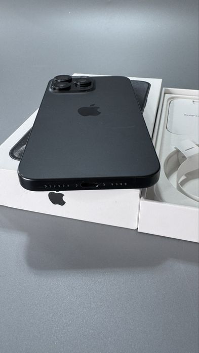 Iphone 15 pro max 512 Black Titanium