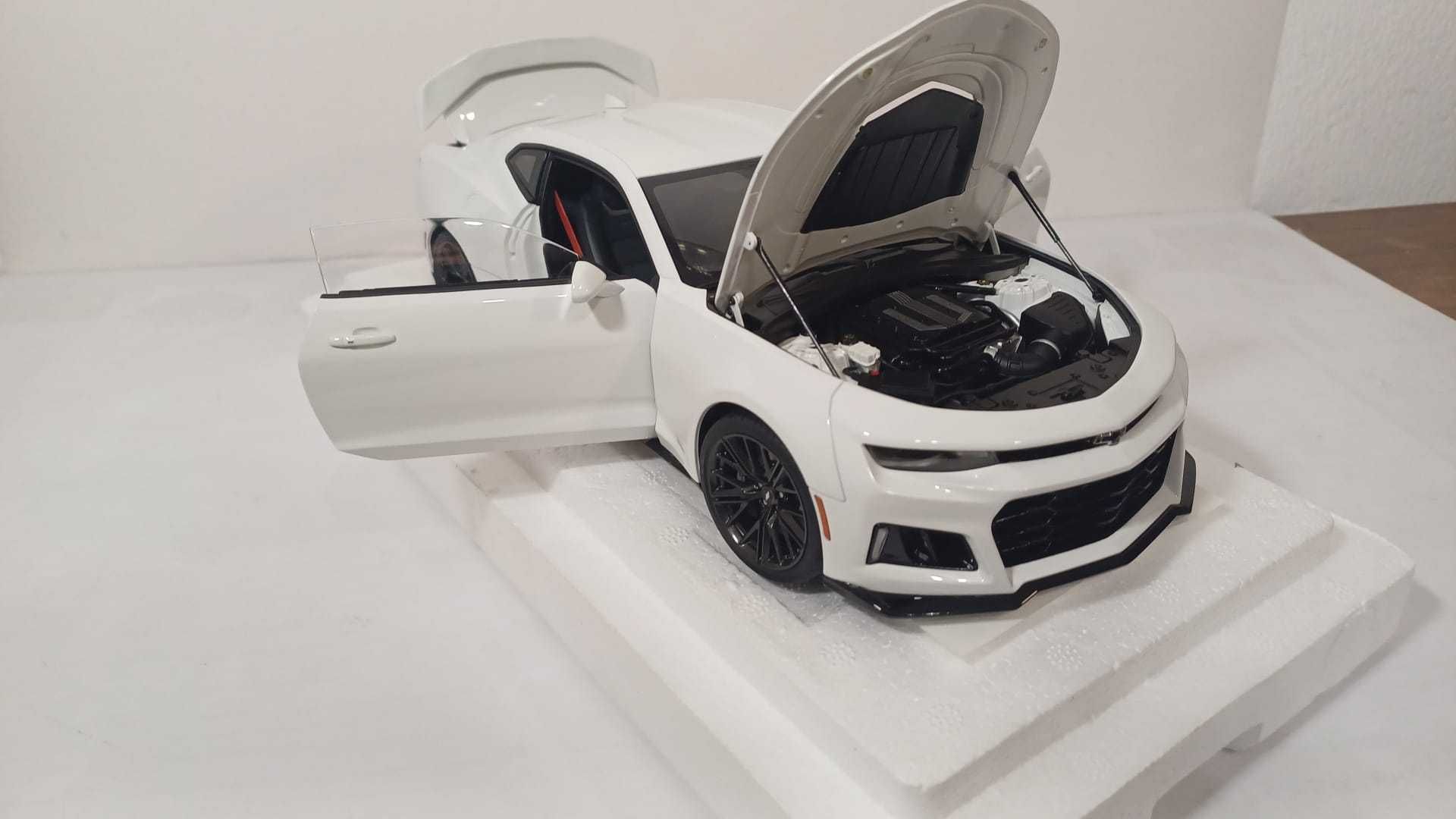 1/18 Chevrolet Camaro Zl1 br - 71206 AUTOart