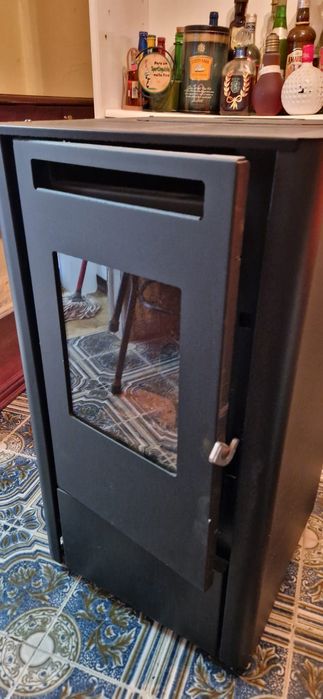 Salamandra semi-nova Punto Ifoco