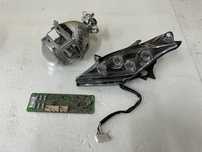 TOYOTA VERSO 13-18 SOCZEWKA LAMPY LED XENON LEWA