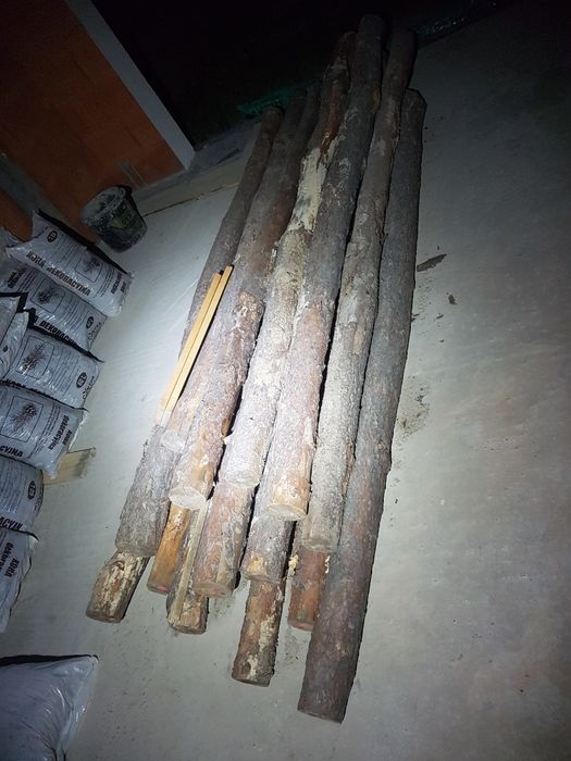Stemple budowlane, podpory, pale ogrodzeniowe, o dlugości 2,8m 16 szt