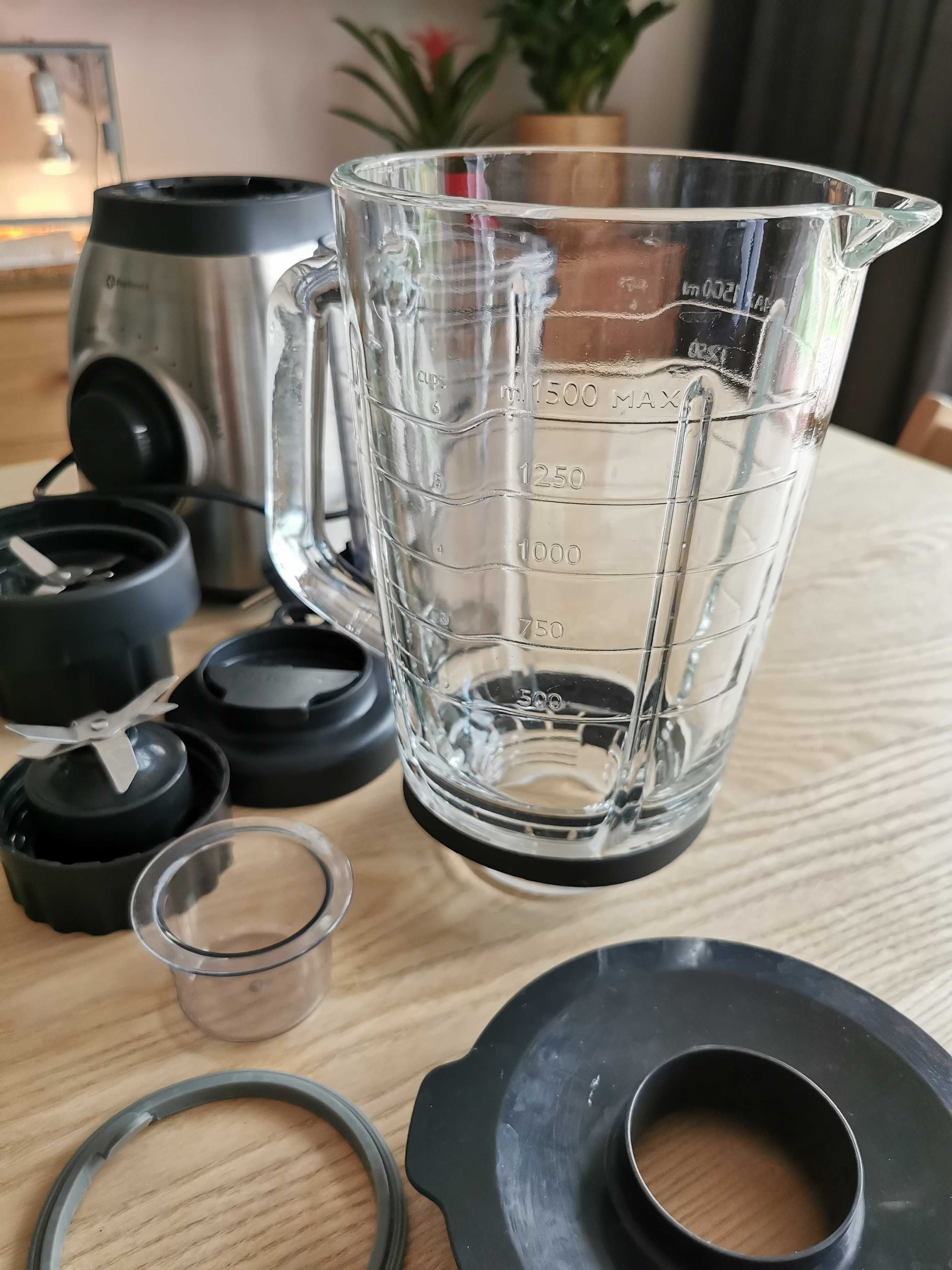 Blender kielichowy Philips ProBlend 6 pojemność 1,5 l