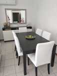 Mesa de sala e aparador