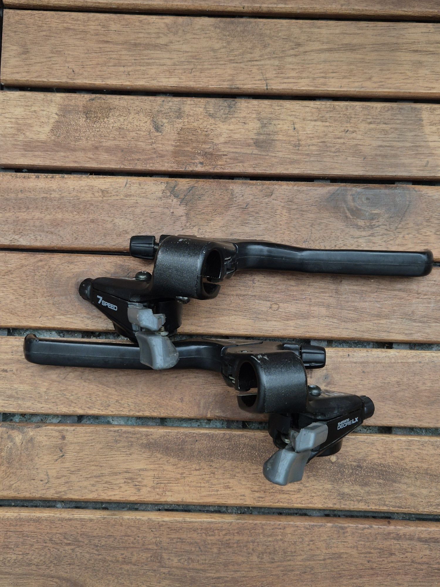 Klamkomanetki Shimano Deore LX STI 3x7