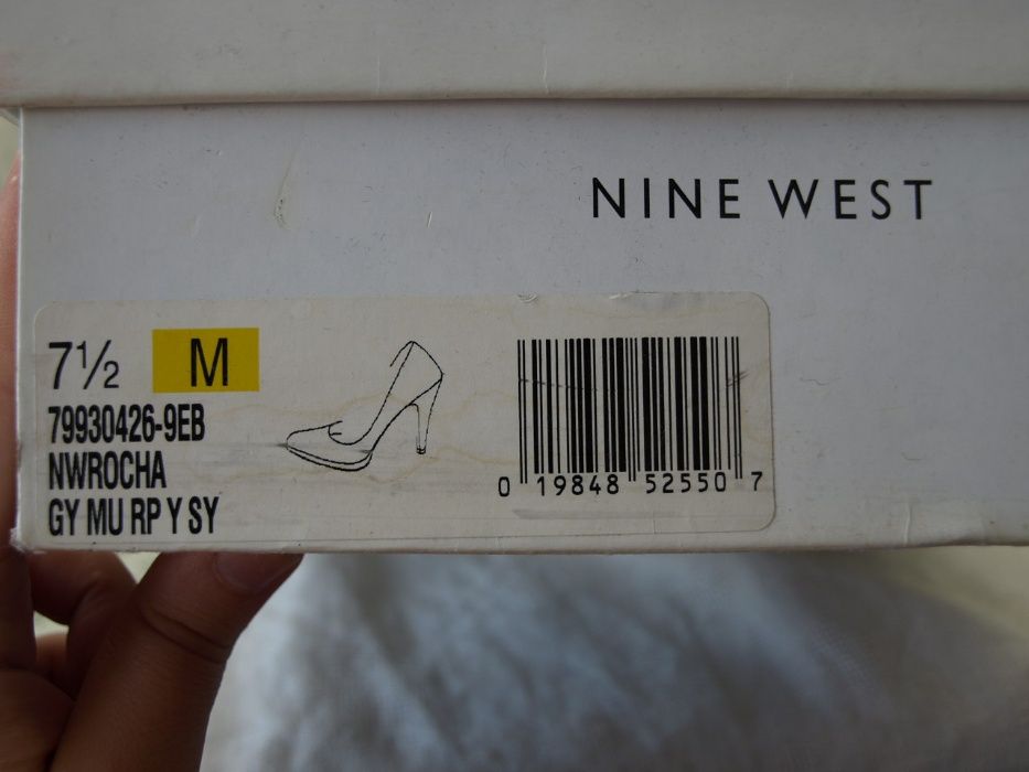 Продам новые туфли Nine West 7, 5М