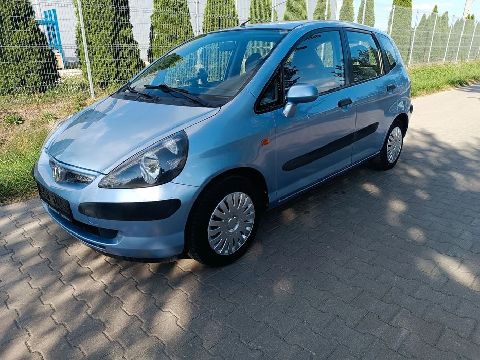 Honda Jazz 1.4 82 KM Klima bez rdzy sprowadzony z Niemiec