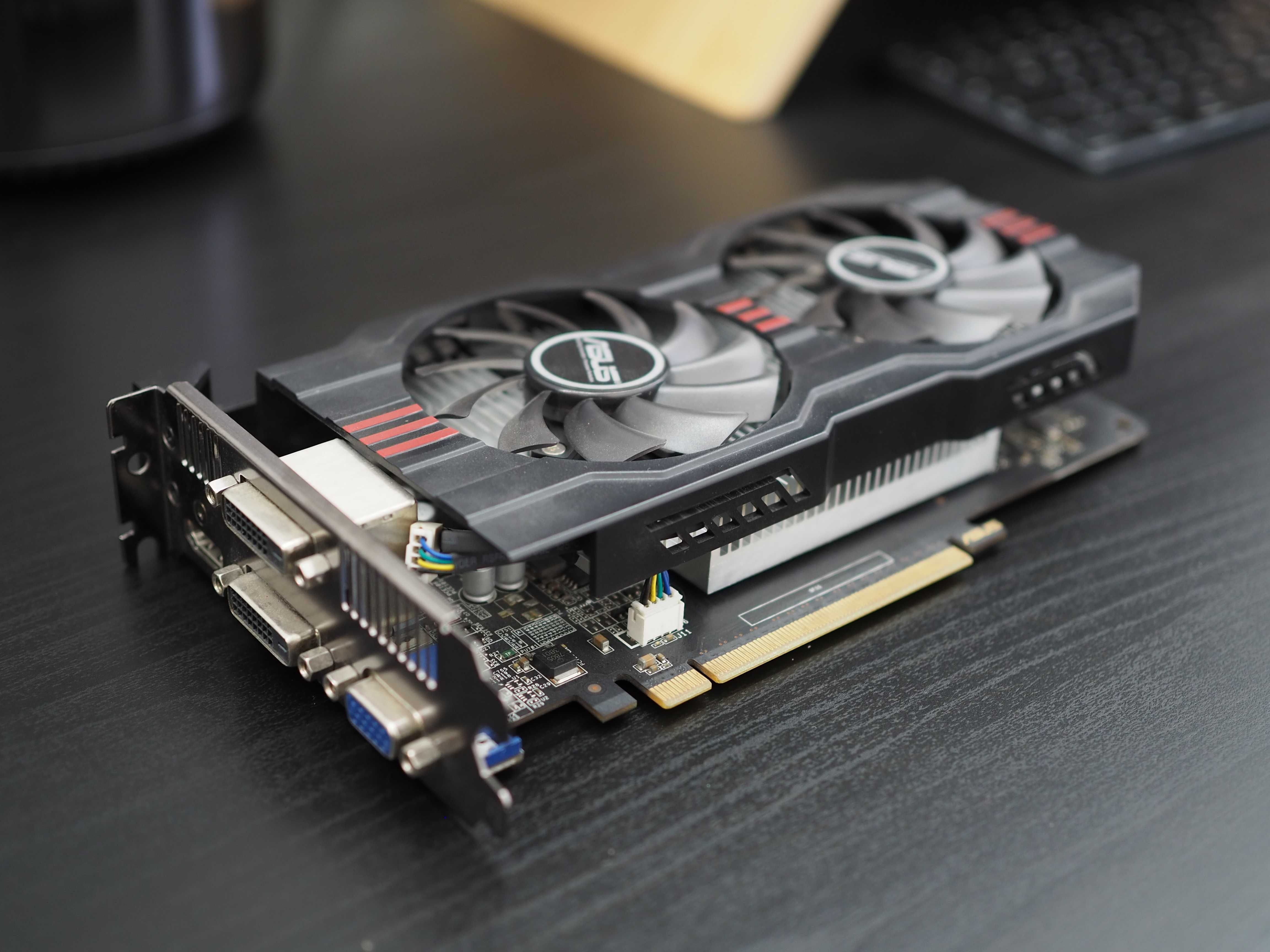 Nvidia GTX 650TI Asus 1GB - Ótimo estado