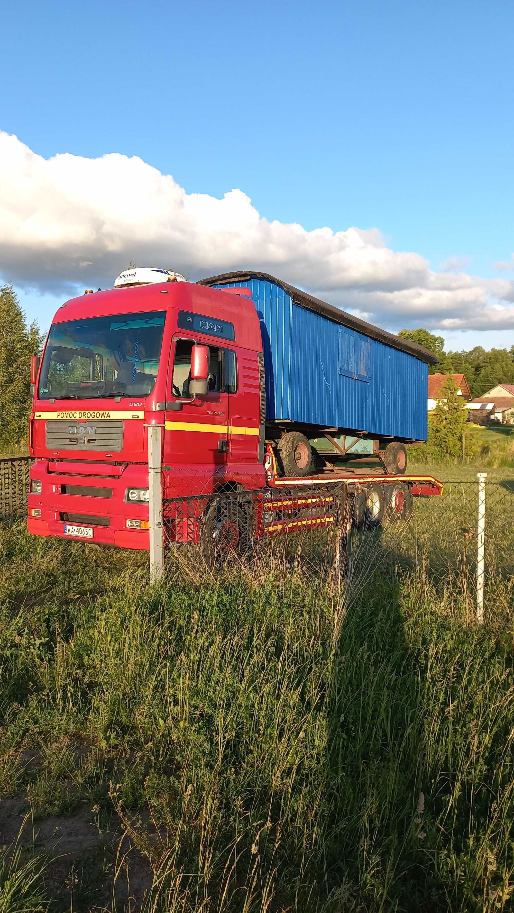 Auto laweta Pomoc drogowa  Gizycko 24/7 transport maszyn rolniczych