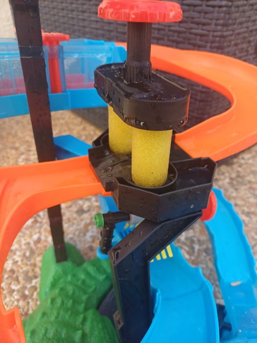 Pista Hot Weels lava Jato