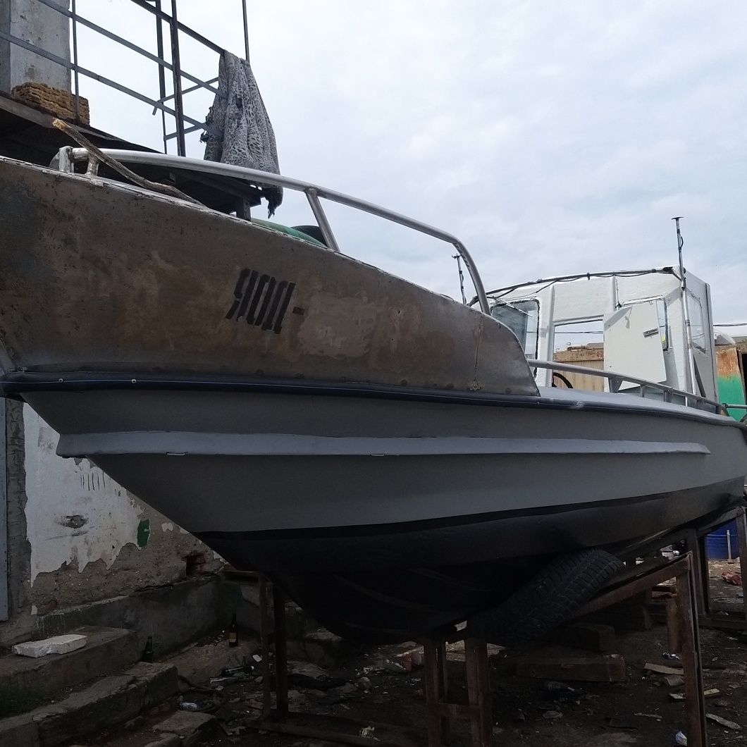 Продаю   катера "Тунец " 7 метров с мотором