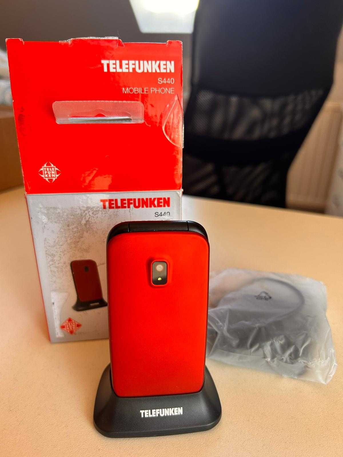 Telefon komórkowy Telefunken S440 czerwony.