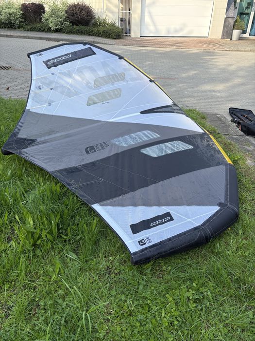 Wingfoil RRD EVO Wing foil Gold 2024 White 4.5 Aluula Carbon Bom&Hands