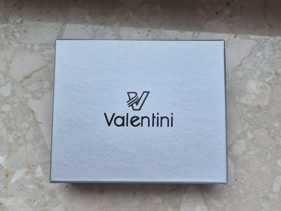 Skórzane etui na wizytówki Valentini