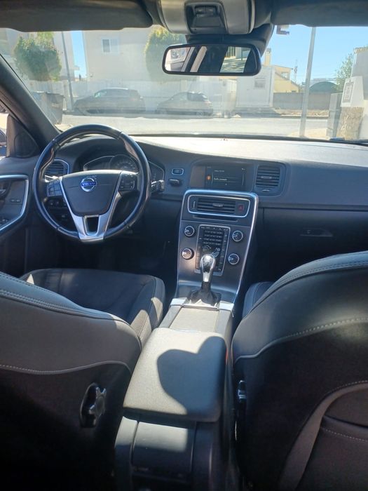 Volvo V60 D4 - 2014 - Automática - Excelente Estado