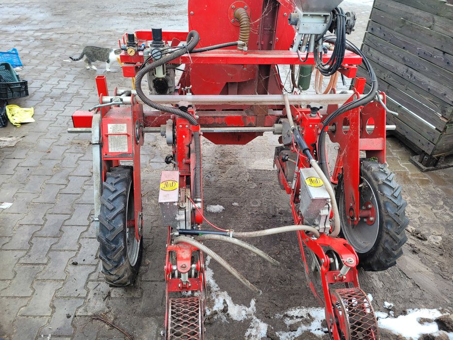 Siewnik do warzyw weremczuk, monosem. Agricola italiana