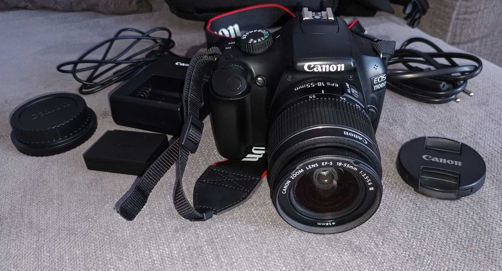 Aparat Canon EOS 1100D  18-55 mm