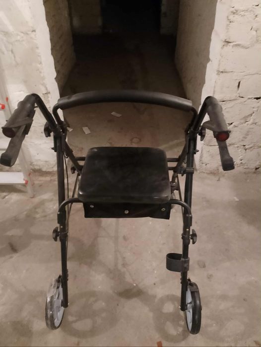 Balkonik nowy dla seniora+koszyk