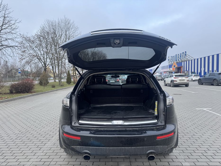 Продам infiniti fx35