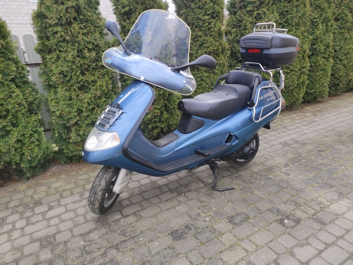 Piaggio Hexagon GT 250