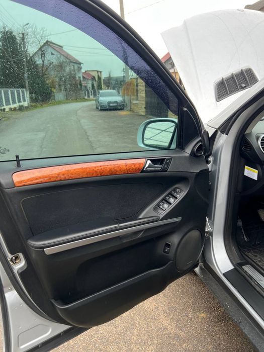 Mercedes-Benz M-Class 2008