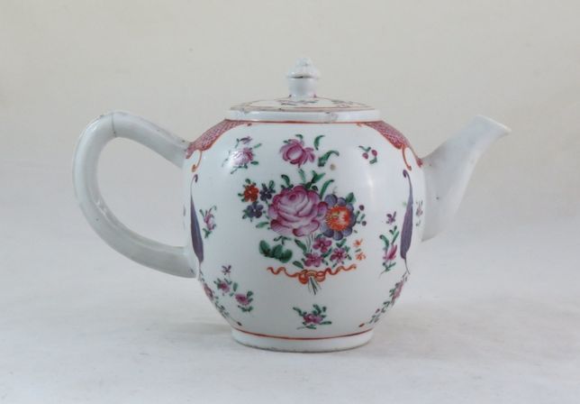 Bule Porcelana Chinesa Companhia das Índias Família Rosa; Sec XVIII
