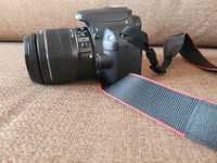 Дзеркальний фотоаппарат Canon EOS 100D