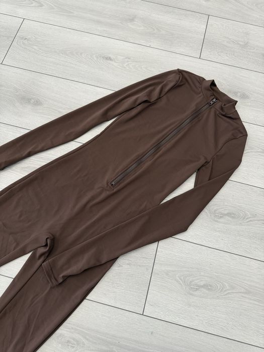 Комбінезон шоколадного кольору