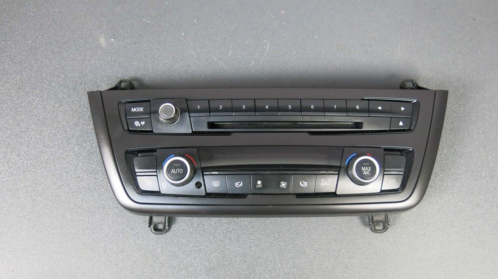 BMW 3 F30 panel sterowania radiem nawiewem klimą