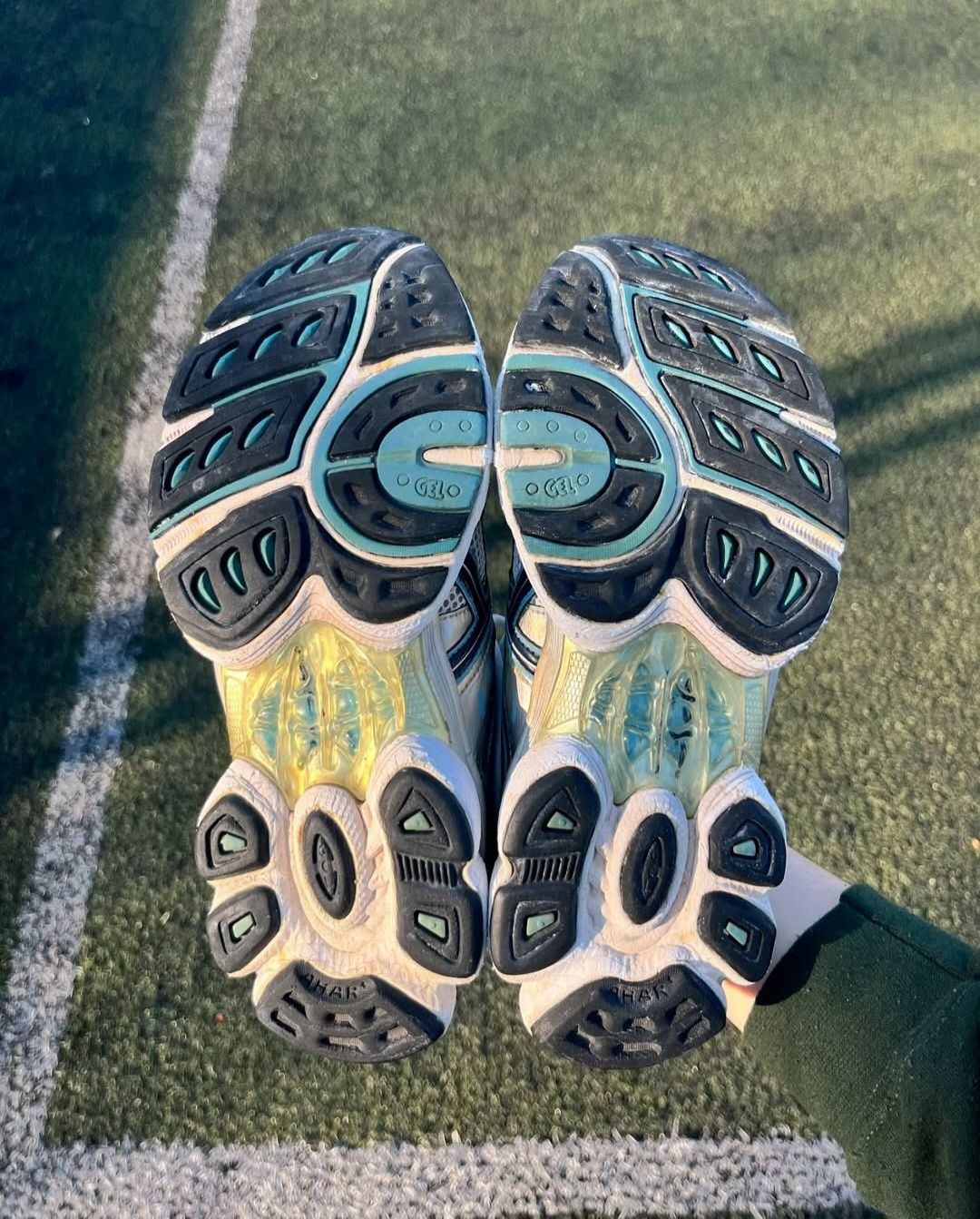 кросівки Asics,оригінал